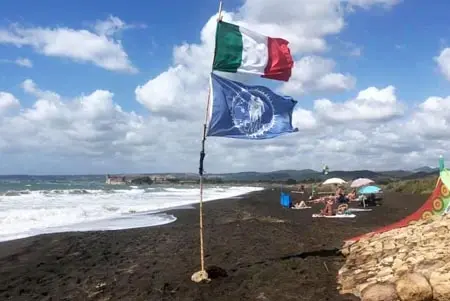 Spiaggia delle Sabbie Nere